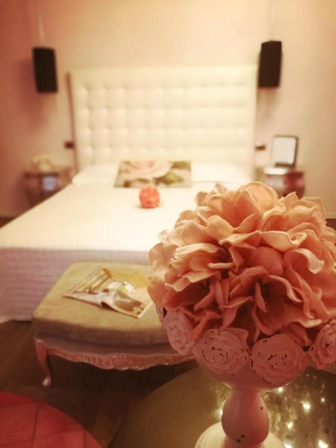 Hotel In - Lounge Room Cazzago  Εξωτερικό φωτογραφία