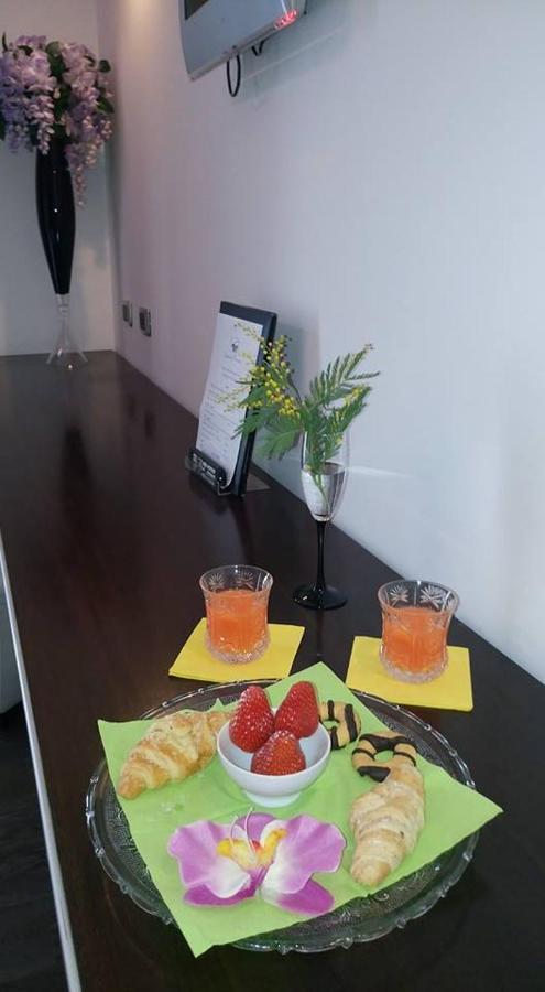 Hotel In - Lounge Room Cazzago  Εξωτερικό φωτογραφία
