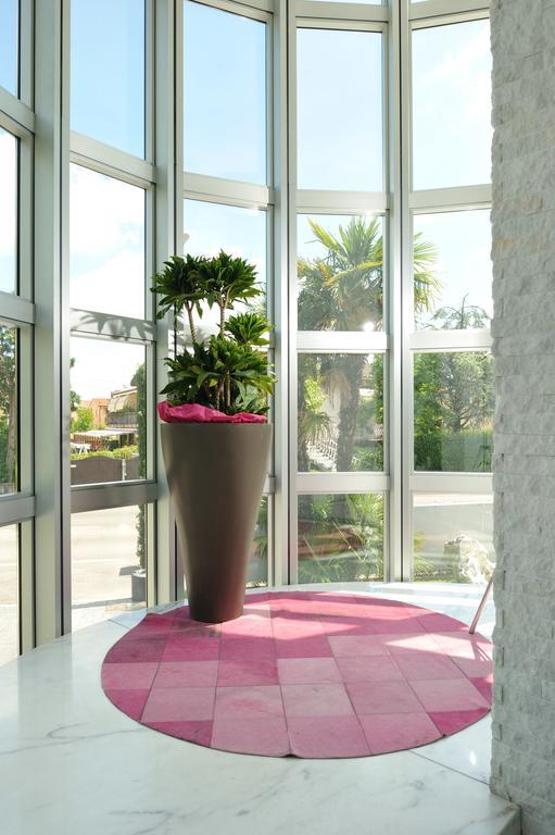 Hotel In - Lounge Room Cazzago  Εξωτερικό φωτογραφία